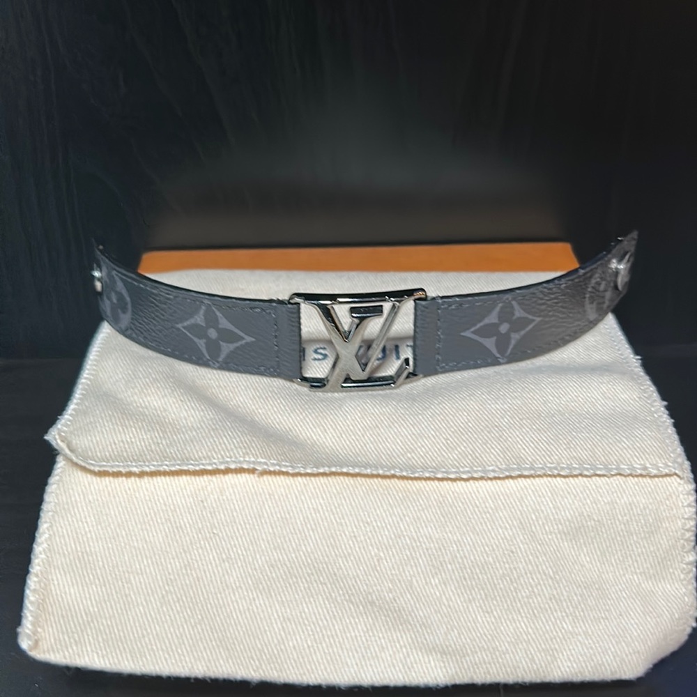 LOUIS VUITTON LUXURY BRACELET Pristine Condition
